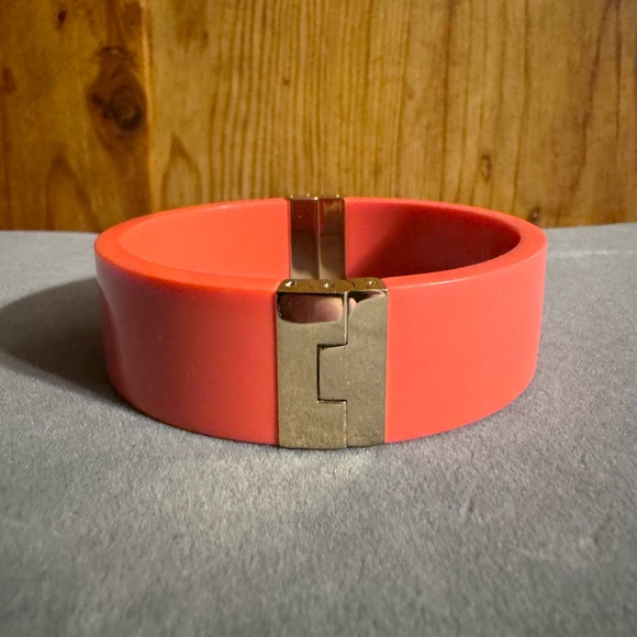 Fossil Salmon Pink Hard Plastic Gold Tone Steel Bracelet - Picture 2 of 7